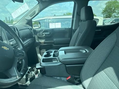 Used 2021 Chevrolet Silverado 1500 LT AWD/4WD image 7
