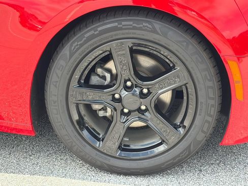 Used 2022 Chevrolet Camaro LT RWD image 12