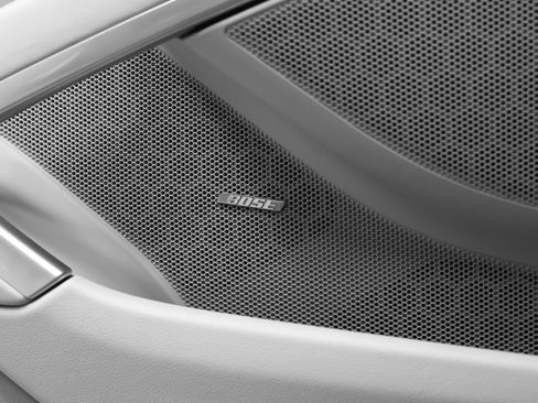Certified 2025 Porsche 718 Cayman RWD image 47