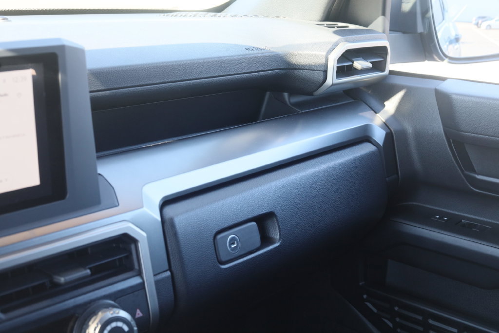 Used 2026 Toyota 4Runner SR5 AWD/4WD image 11