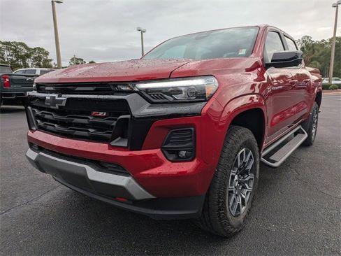 Used 2023 Chevrolet Colorado Z71 w/ Z71 Convenience Package 2 image 7