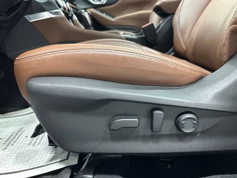 Used 2019 Subaru Forester Touring AWD/4WD image 15