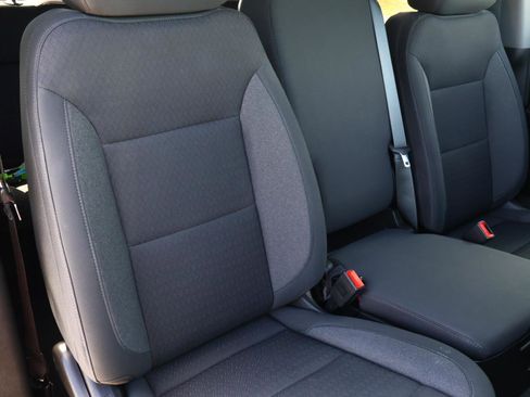 Used 2023 GMC Sierra 1500 Elevation image 19