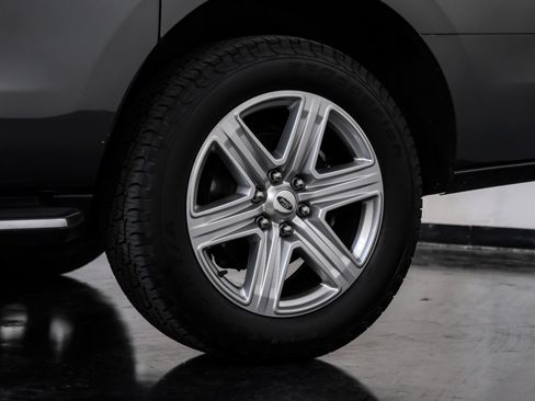 Used 2018 Ford Expedition Max XLT w/ Equipment Group 202A image 61