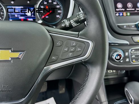 Used 2023 Chevrolet Equinox LT AWD/4WD image 17