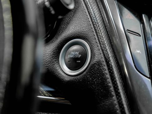 Used 2018 Cadillac CTS V w/ Luxury Package image 29