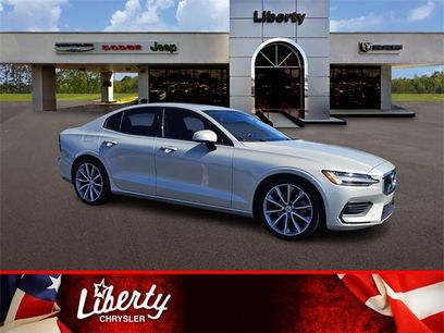 Used 2020 Volvo S60 T5 Momentum