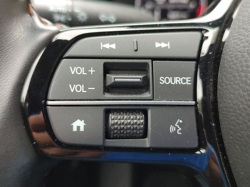 Used 2025 Honda HR-V Sport image 15