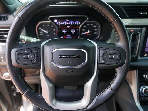 Used 2021 GMC Yukon Denali RWD image 11