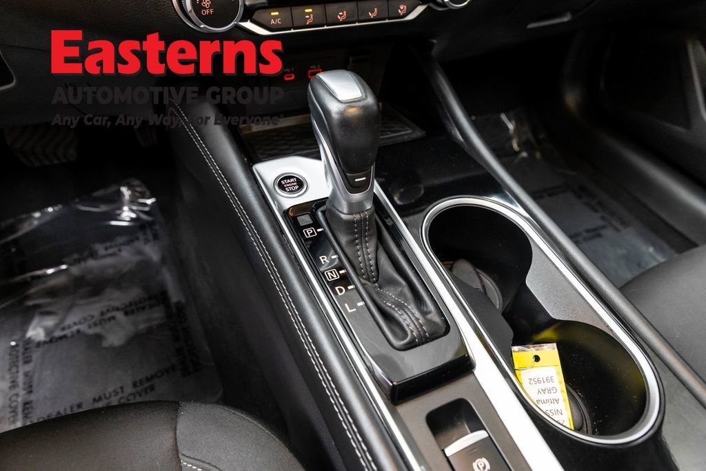 Used 2023 Nissan Altima 2.5 SV w/ SV Premium Package FWD image 13