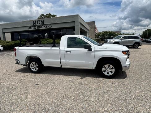Used 2022 Chevrolet Silverado 1500 W/T RWD image 16