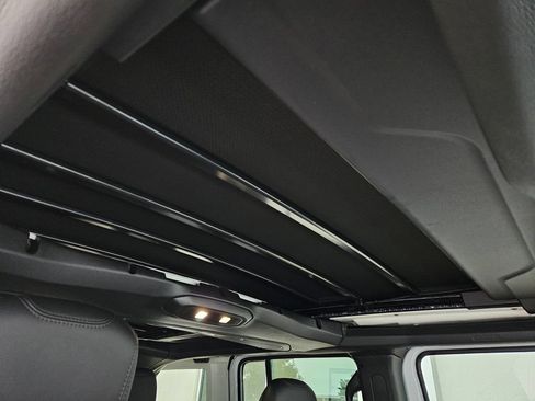 New 2026 Jeep Wrangler Unlimited Rubicon AWD/4WD image 8