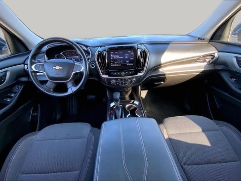 Used 2021 Chevrolet Traverse LT FWD image 15