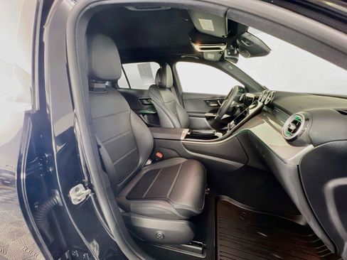 Certified 2026 Mercedes-Benz GLC 300 4MATIC image 29