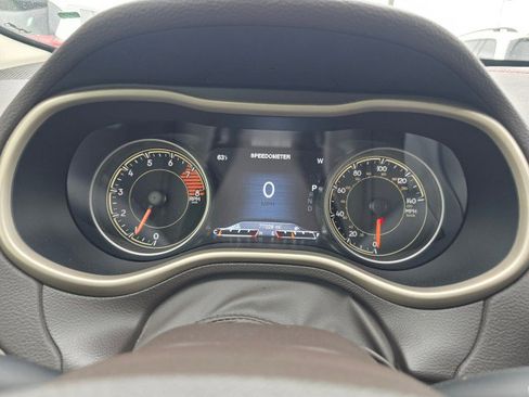 Used 2017 Jeep Cherokee Trailhawk image 40