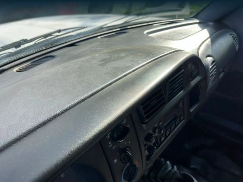 Used 2001 Dodge Ram 3500 Truck 2WD Regular Cab image 11