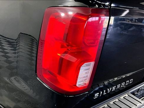 Used 2017 Chevrolet Silverado 1500 LTZ w/ Sport Package AWD/4WD image 23