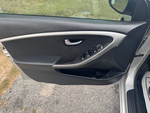 Used 2014 Hyundai Elantra GT image 21