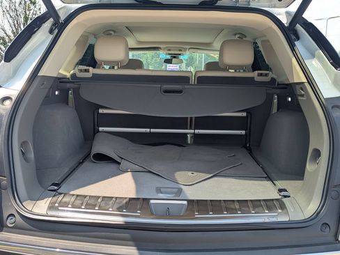 Used 2020 Cadillac XT5 Premium Luxury AWD/4WD image 24