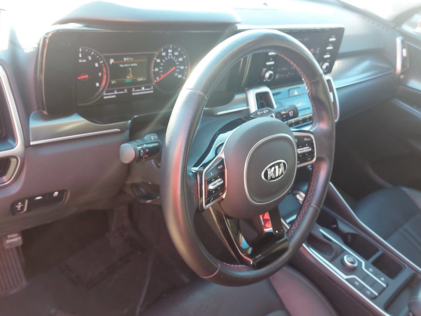 Used 2021 Kia Sorento S w/ Panoramic Sunroof Package FWD image 15