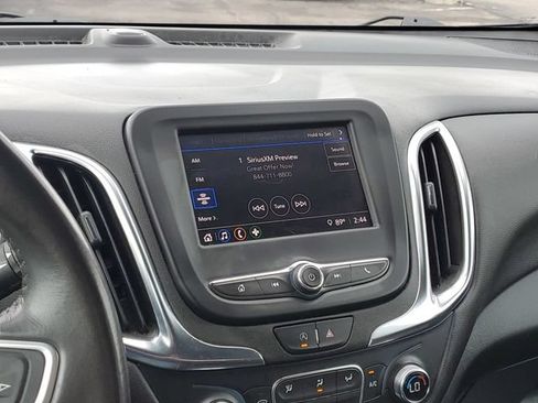 Used 2022 Chevrolet Equinox LT FWD image 13