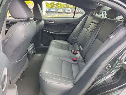 Used 2024 Lexus IS 300 w/ Premium Package image 17