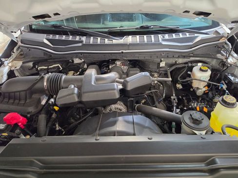 Used 2019 Ford F250 XL w/ STX Appearance Package AWD/4WD image 9