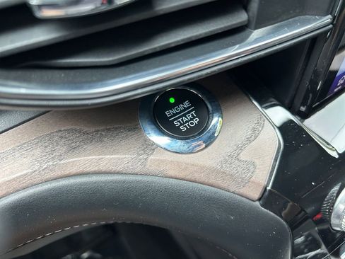 Used 2021 Ford Explorer Platinum w/ Equipment Group 601A image 38