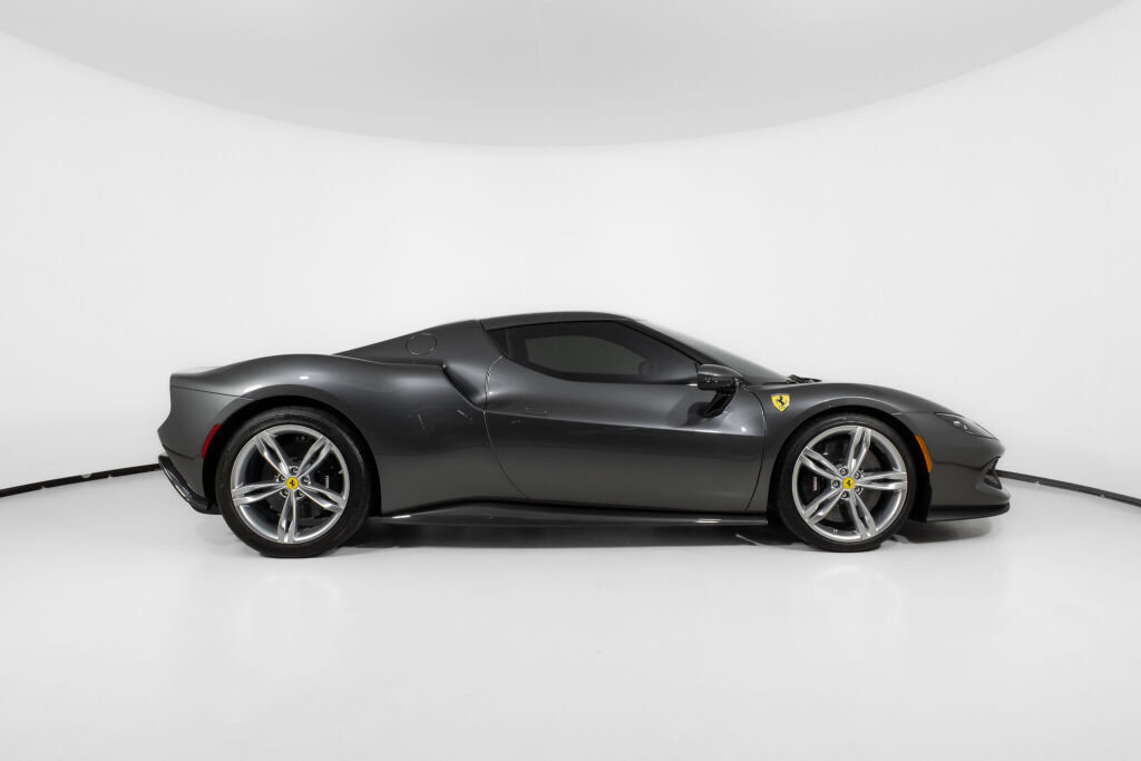 Used 2024 Ferrari 296 GTB RWD image 10