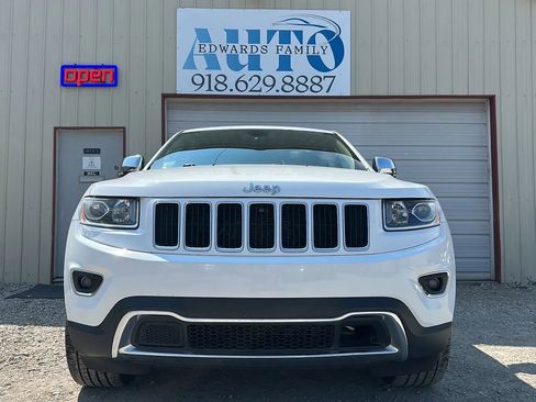 Used 2015 Jeep Grand Cherokee Limited w/ Trailer Tow Group IV image 5