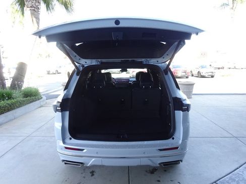 New 2026 Buick Enclave Avenir w/ Super Cruise Package AWD/4WD image 29