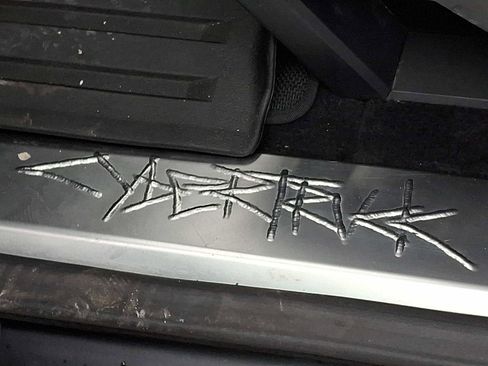 Used 2025 Tesla Cybertruck AWD Crew Cab image 29