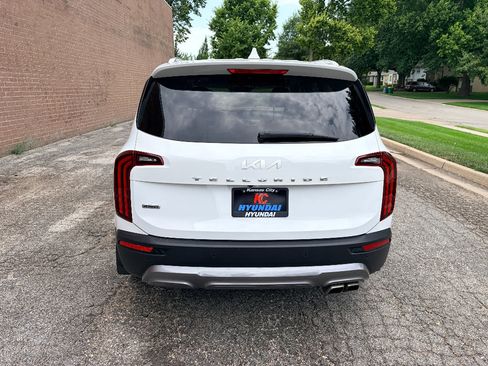 Used 2022 Kia Telluride SX w/ SX Prestige Package AWD/4WD image 5