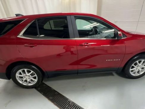 Used 2023 Chevrolet Equinox LT image 9