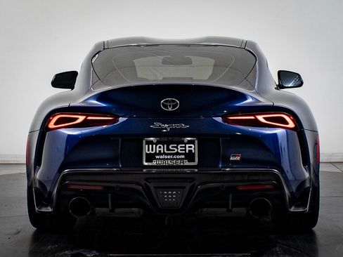 Used 2020 Toyota Supra Premium w/ Driver Assist Package image 10