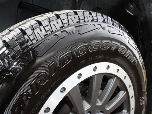 Used 2024 INEOS Grenadier Fieldmaster Edition image 29