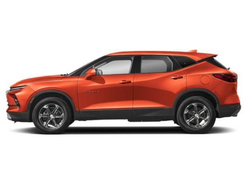 Used 2025 Chevrolet Blazer LT FWD image 3