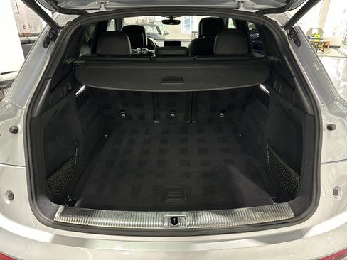 Used 2019 Audi SQ5 Prestige w/ Prestige Package AWD/4WD image 38