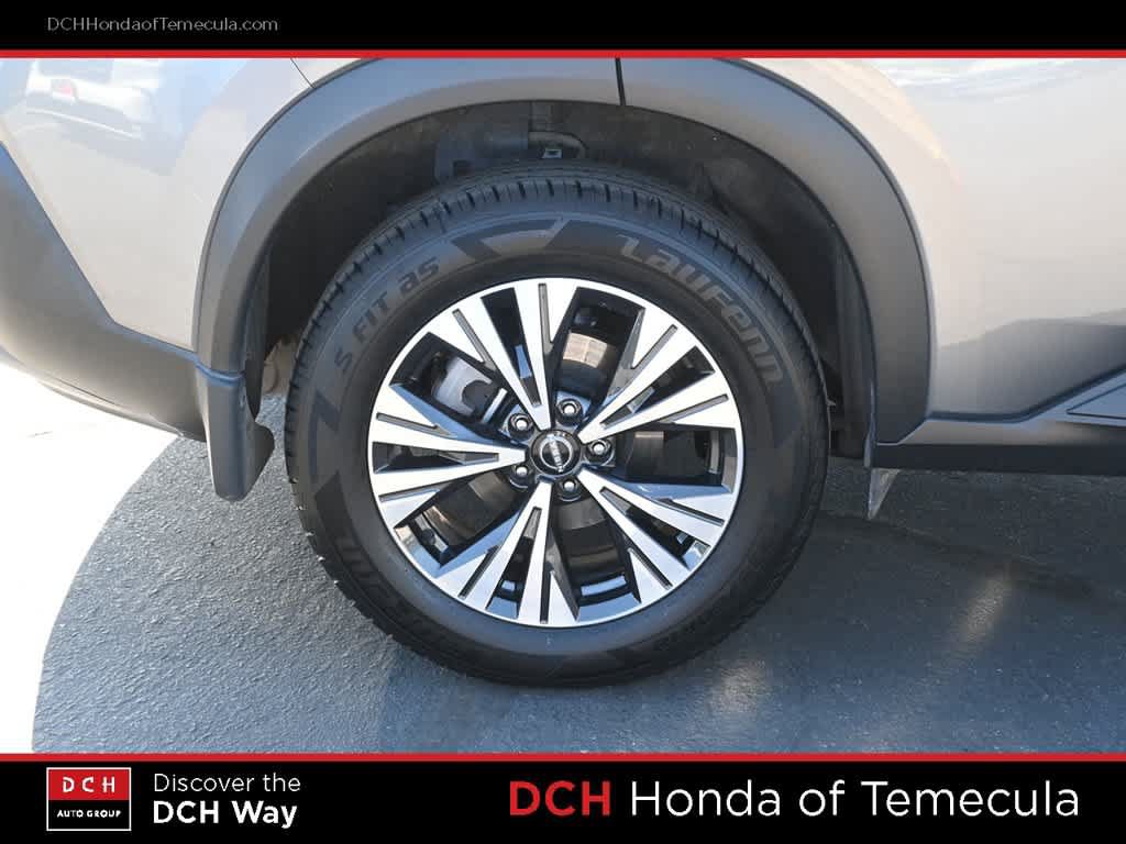 Used 2023 Nissan Rogue SV FWD image 22