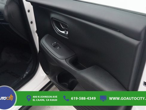Used 2024 Honda HR-V LX image 16