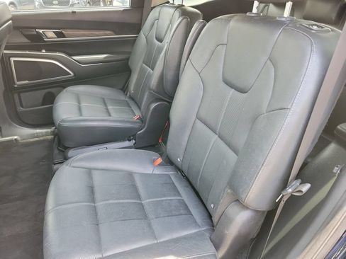 Used 2021 Kia Telluride EX w/ EX Premium Package AWD/4WD image 14