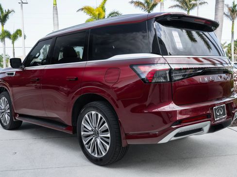 Used 2026 INFINITI QX80 Luxe image 7