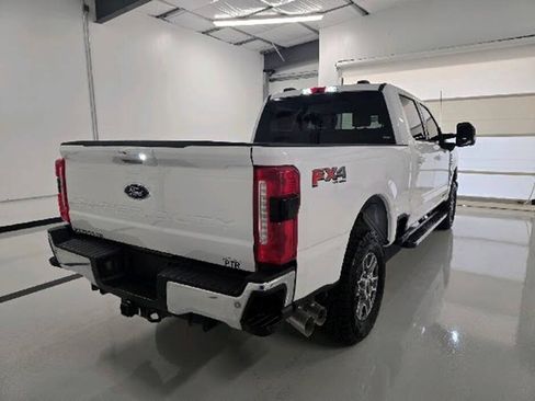 Used 2024 Ford F250 Lariat w/ FX4 Off-Road Package AWD/4WD image 10