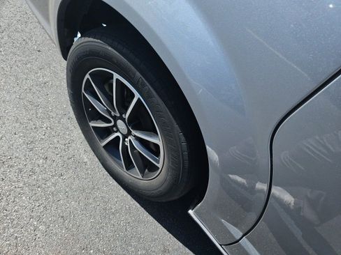 Used 2019 Dodge Grand Caravan GT image 7