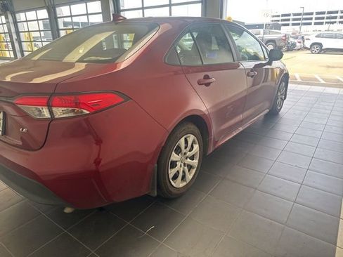 Used 2024 Toyota Corolla LE image 5