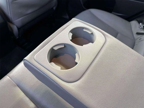 Used 2015 Subaru Forester 2.5i Limited image 12