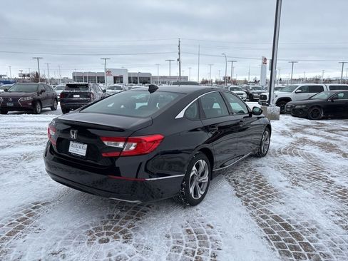 Used 2018 Honda Accord EX image 5