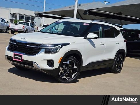 Used 2025 Kia Seltos S image 1