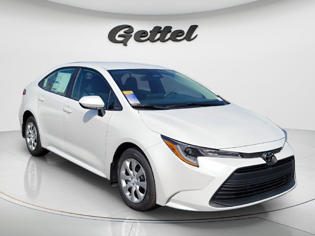New 2026 Toyota Corolla LE FWD image 3