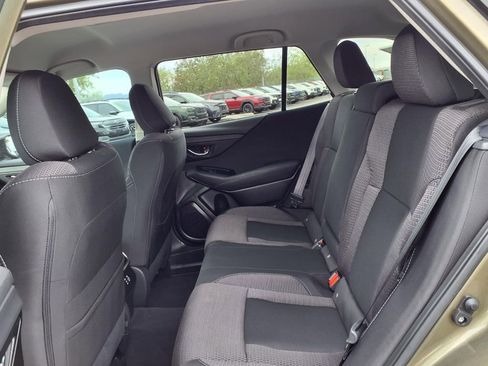 Used 2025 Subaru Outback Premium w/ Popular Package #1A image 22